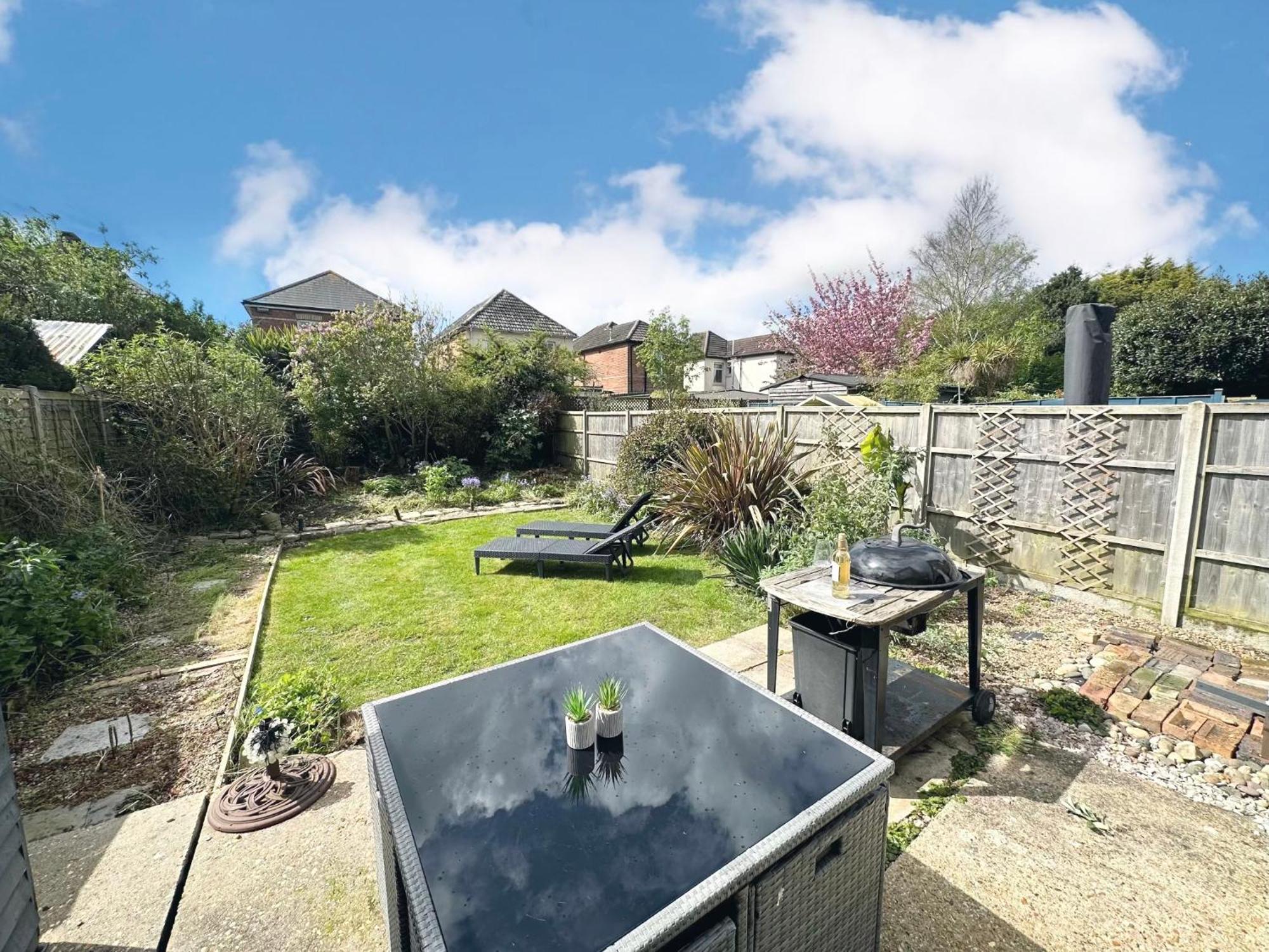 The Capstone Retreat - Beautiful Detached Family Home By Coastline Retreats, Arcade Machine, Parking, Bbq Bournemouth Luaran gambar